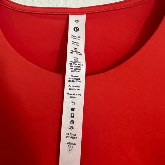 🦋3xHP!!🦋 Lululemon | NWT Cropped Tight-Fit Lined Long-Sleeve Shirt - Picture 9 of 12